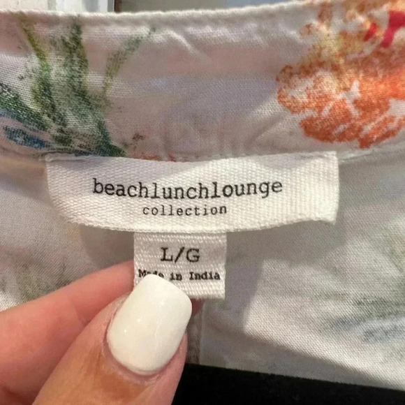 Beach Lunch Lounge Women’s Size Large L Pineapple Print Kelli Top Button Tie - Picture 8 of 11